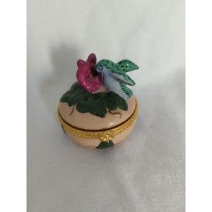 1996 CBK LTD Porcelain Trinket Jewelry Hinged Box Hummingbird With Ring Insert
